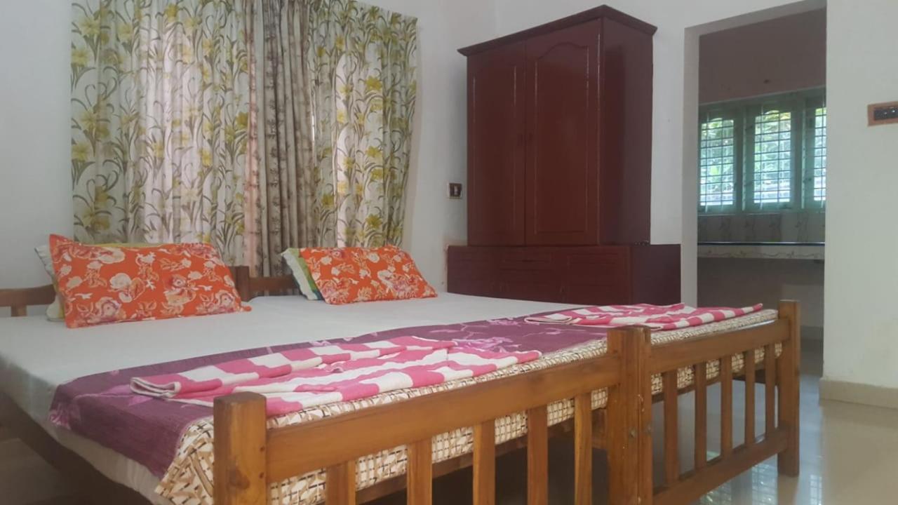Mango Palace Otel Varkala Oda fotoğraf